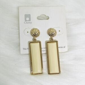 Beige & Gold Statement Earrings
